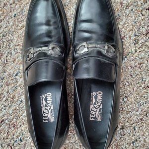 Salvatore Ferragamo Men's Moccasin w. Gancini ornament in black